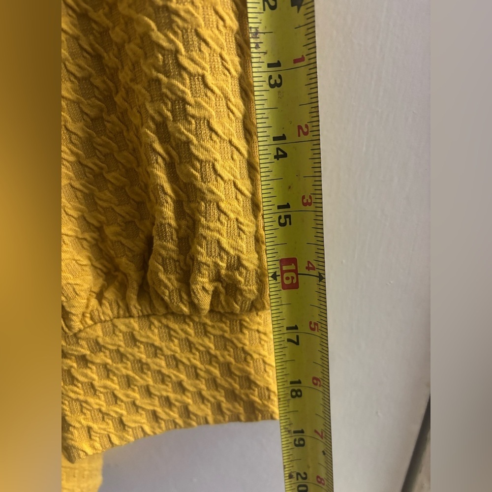 Adrianna Papell Mustard Blouse Size S HONEYCOMB KNIT 3/4 SLEEVE TOP - Picture 7 of 12